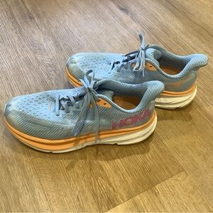 Women’s Hoka Clifton 9. Size 7.5 Wide